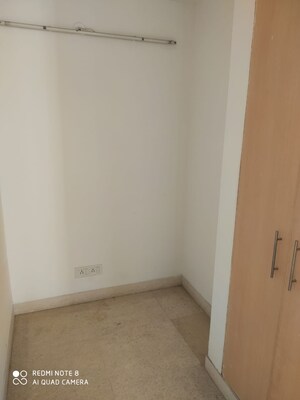 Room in 3 BHK Apartment at Jaypee Spa Court, Jaypee Greens – for Sale