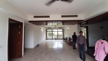 Living Room in 3 BHK Apartment at Jaypee Greens The Castille, Jaypee Greens – for Sale