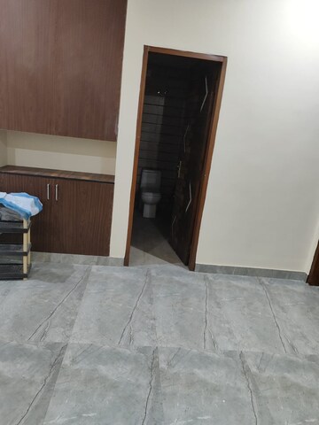 Room in 3 BHK Apartment at Tulip Orange, Sector 70 – for Rent