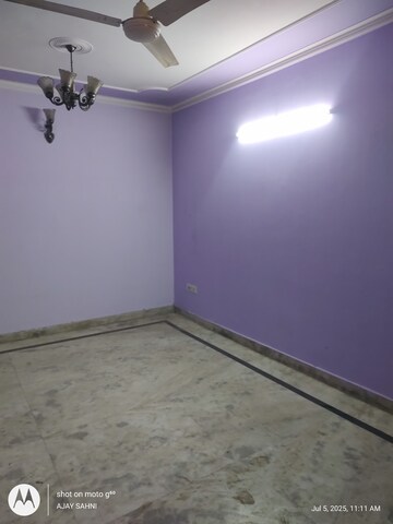 Furnished Amenities in 2 BHK Builder Floor at Kishangarh – for Rent