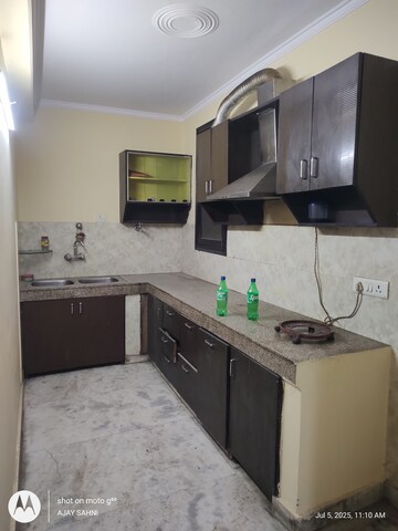 Master Bedroom in 2 BHK Builder Floor at Kishangarh – for Rent