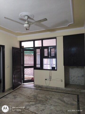 Master Bedroom in 2 BHK Builder Floor at Kishangarh – for Rent