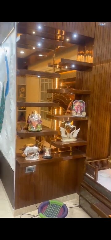 Furnished Amenities in 4 BHK Apartment at Uchdpl Veridia Oakwood Enclave, Wave City – for Rent