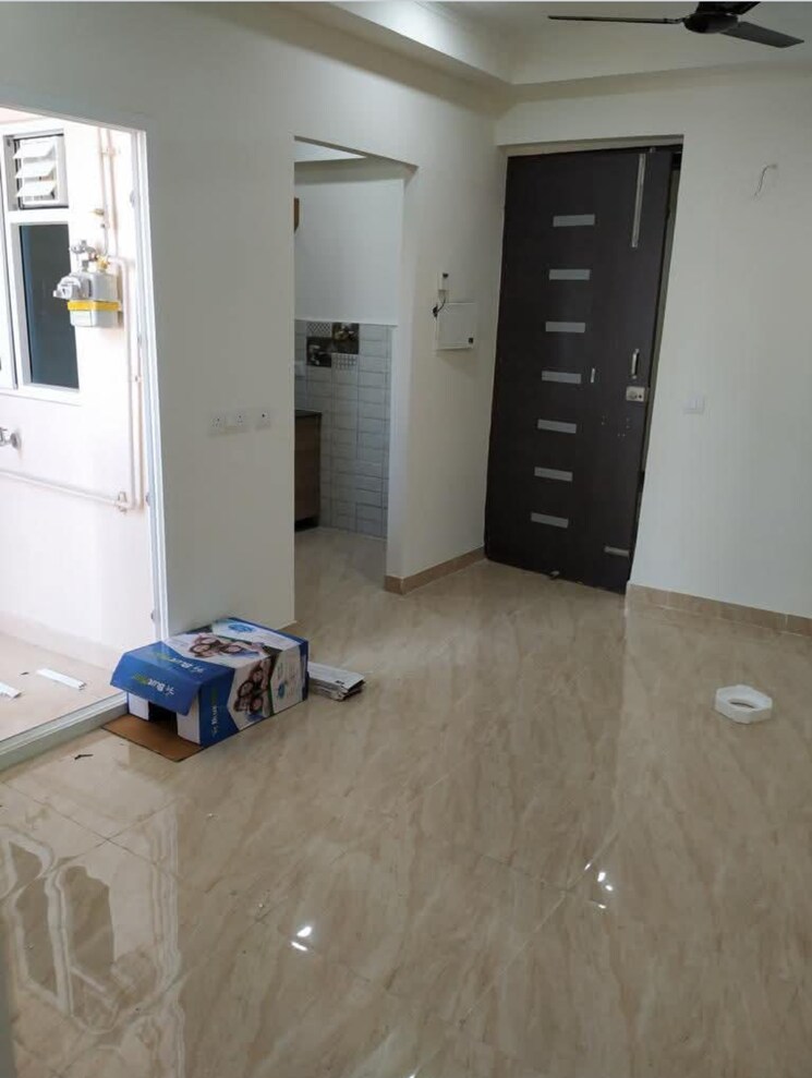  Parking, gaur-city-7th-avenue 2 Bedroom 534 Sq.Ft. Apartment In Sector 4 Greater Noida Greater Noida 8923864