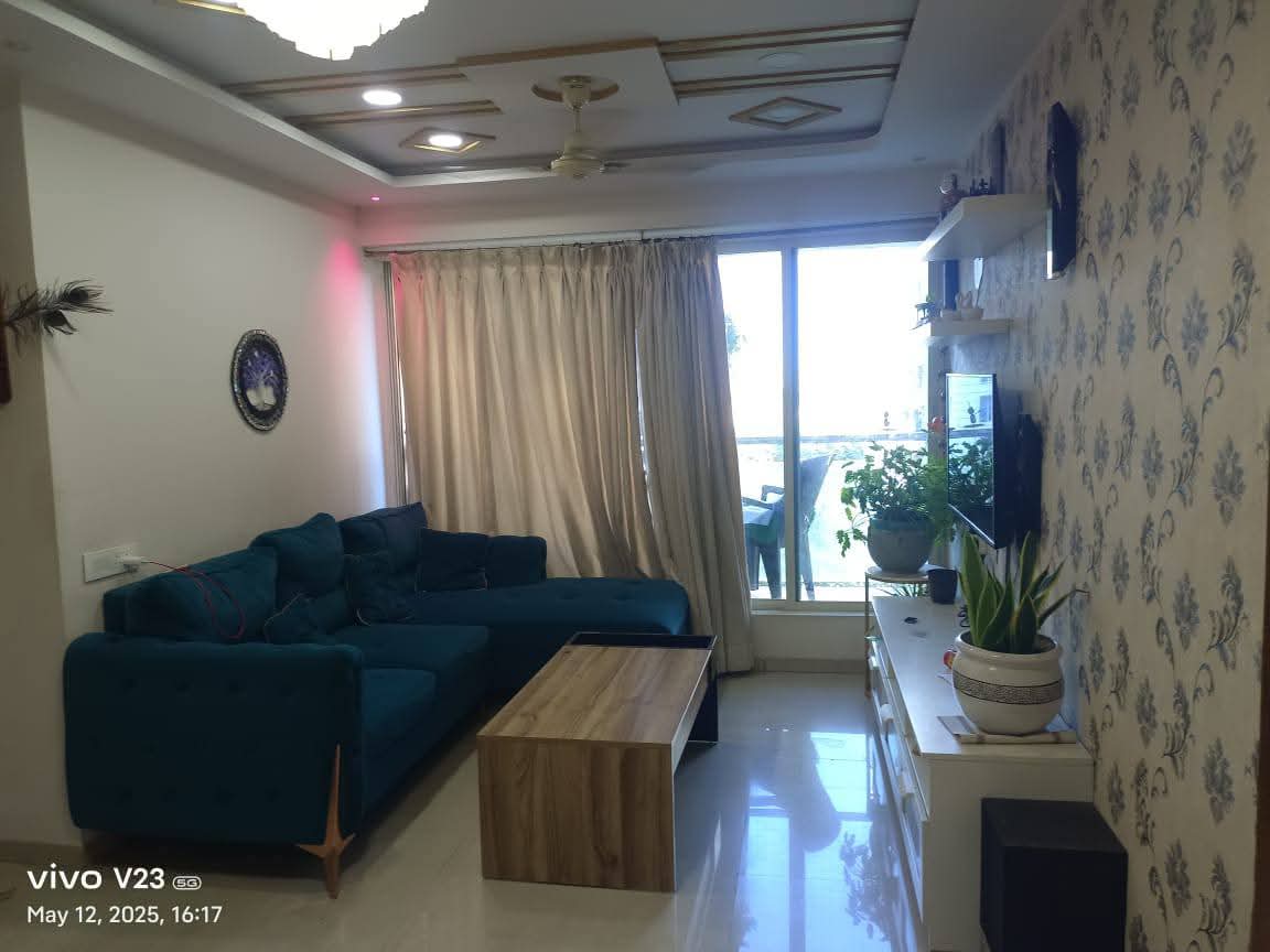 2 BHK + Pooja Room Apartment For Rent in Dosti Flamingos