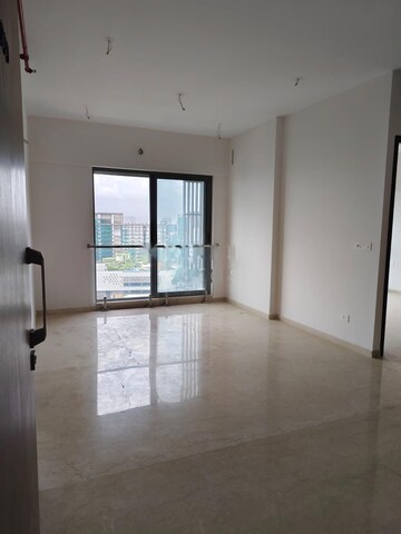 Room in 2 BHK Apartment at Adani Ten BKC, Bandra East – for Rent