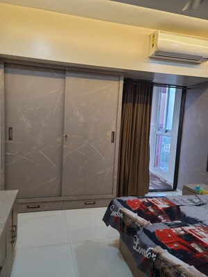 Room in 3 BHK Apartment at Wanwadi – for Sale