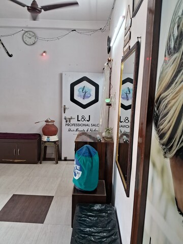 Shop For Rent in Lalpur