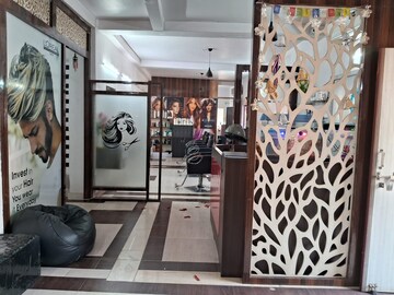 Gym in  Shop at Lalpur – for Rent