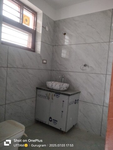 Bathroom in 3 BHK Builder Floor at Huda Market, Sector 31 – for Rent
