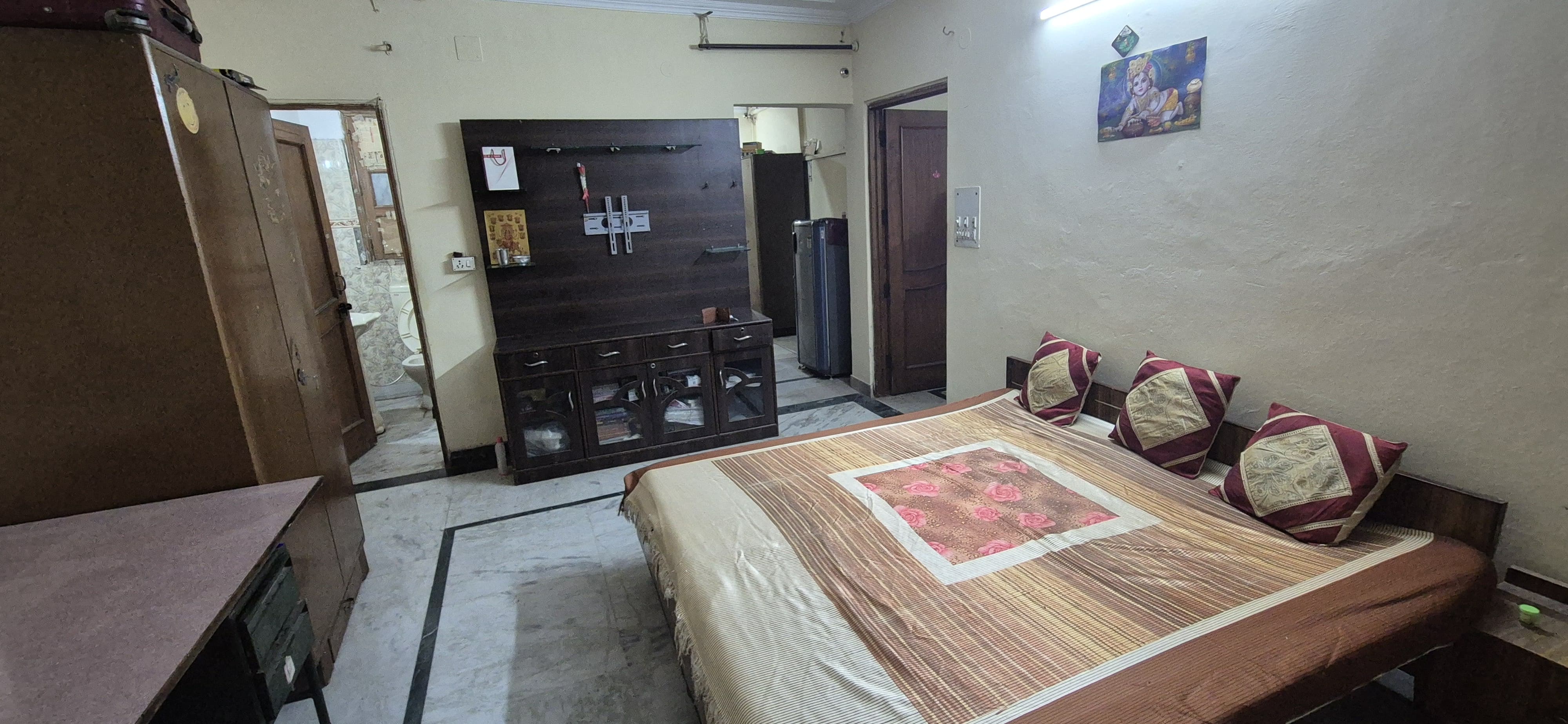 2 BHK Apartment For Rent in Vikas Puri