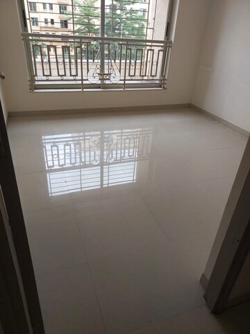 Room in 1 BHK Apartment at Wadhwa Wise City, Old Panvel – for Rent