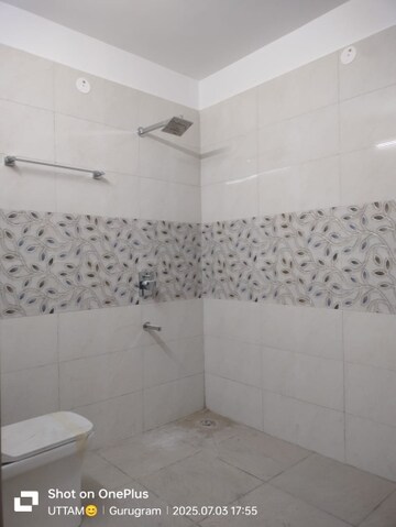 Bathroom in 2 BHK Builder Floor at Huda Market, Sector 31 – for Rent