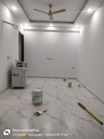 Bathroom in 2 BHK Builder Floor at Huda Market, Sector 31 – for Rent