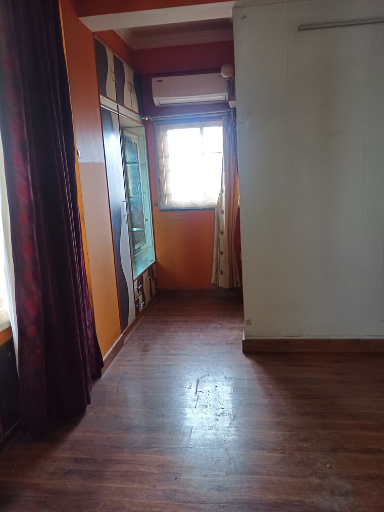 Room, ulubari 3 Bedroom 1400 Sq.Ft. Apartment In Ulubari Guwahati 8924048