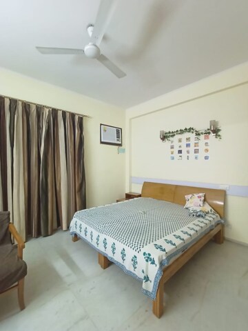 Bedroom in 1 BHK Apartment at Vijay Ratan Vihar, Sector 15 – for Rent