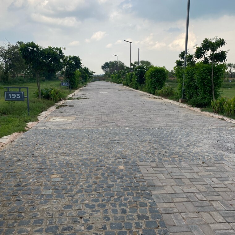 Garden, adore-smart-city  128 Sq.Yd. Plot In Sector 97 Faridabad 8924103