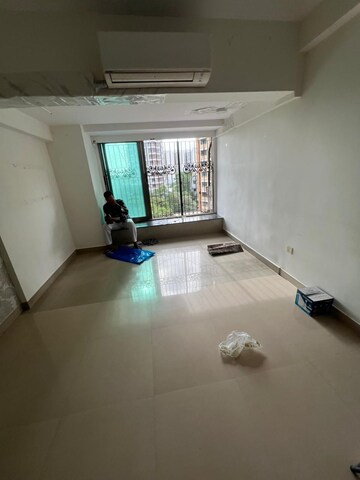 Room in 2 BHK Apartment at Motiwala Klassic Towers, Rto Colony – for Sale