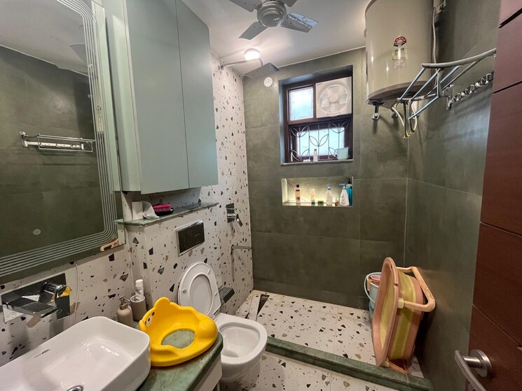 Master Bedroom, m2k-aura 3 Bedroom 2000 Sq.Ft. Builder Floor In Sector 47 Gurgaon 8924135