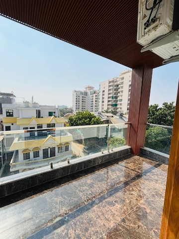 1 BHK Builder Floor For Rent in Sector 31