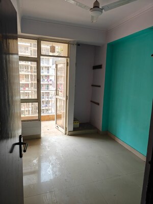Room in 2 BHK Apartment at Ascent Savy Ville De, Raj Nagar Extension – for Sale