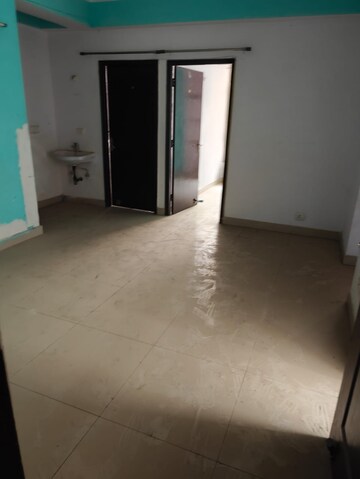 Room in 2 BHK Apartment at Ascent Savy Ville De, Raj Nagar Extension – for Sale