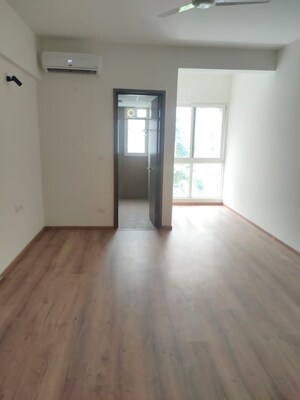 Room in 3 BHK Apartment at KMB La Palazzo, Koramangala – for Sale