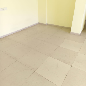 Room in 2 BHK Apartment at Jaypee Greens Pavilion Court, Sector 128 – for Rent