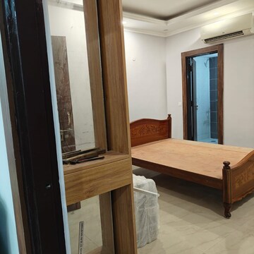 Building Lobby in 2 BHK Apartment at BPTP Princess Park, Sector 86 – for Rent