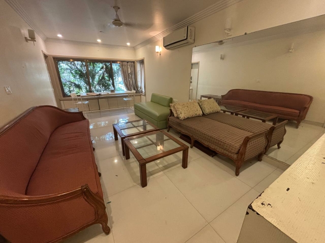 2 BHK Apartment For Rent in Andheri West