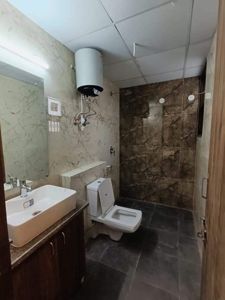 Bathroom, sector 28 2 Bedroom 1150 Sq.Ft. Builder Floor In Sector 28 Gurgaon 8924165