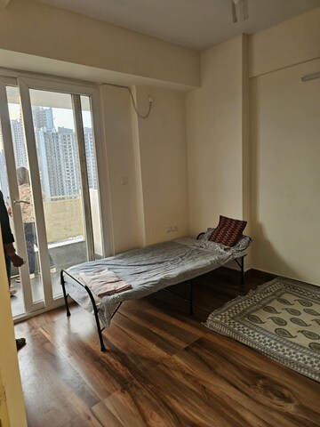 Bedroom in 1 BHK Apartment at Viridian Plaza 106 Phase 2, Sector 106 – for Rent