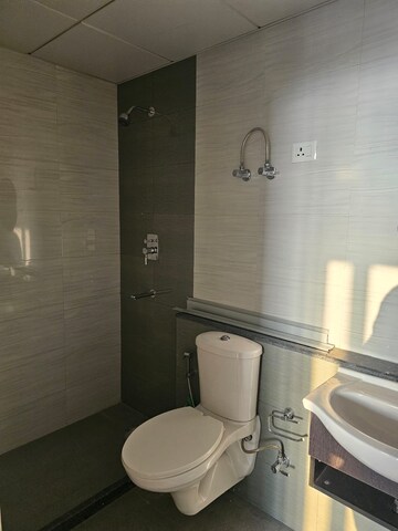 Bathroom in 1 BHK Apartment at Viridian Plaza 106 Phase 2, Sector 106 – for Rent