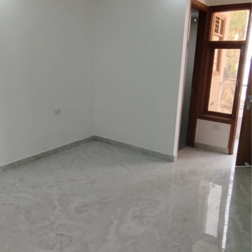 Room in 3 BHK Builder Floor at Chattarpur – for Sale