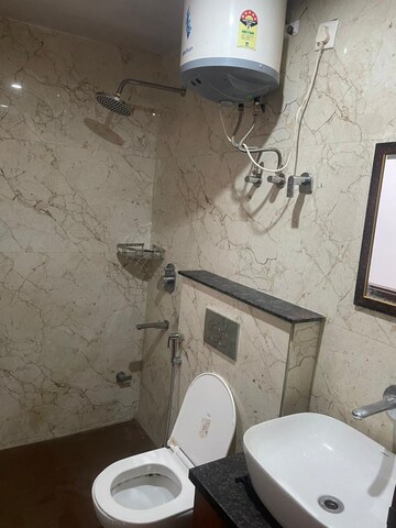 Bathroom in 1 BHK Builder Floor at Sector 57 – for Rent