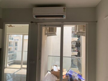 Furnished Amenities in 3.5 BHK Apartment at Smart World Gems, Sector 89 – for Rent