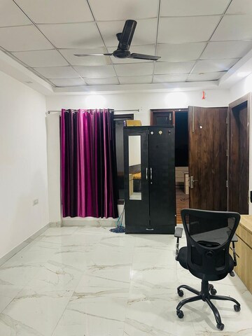 Living Room in Studio Builder Floor at Huda Market, Sector 31 – for Rent