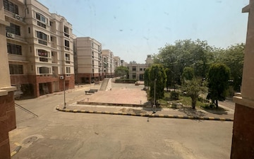 2 BHK Builder Floor For Sale in Nai Basti Dundahera