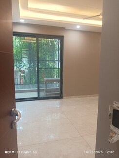 5 BHK + Servant Room Apartment For Sale in Emaar Marbella