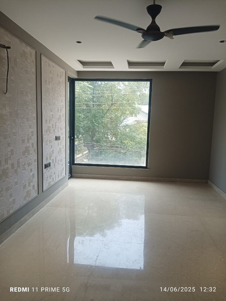 Room, emaar-marbella 5 Bedroom 360 Sq.Yd. Apartment In Sector 66 Gurgaon 8924251