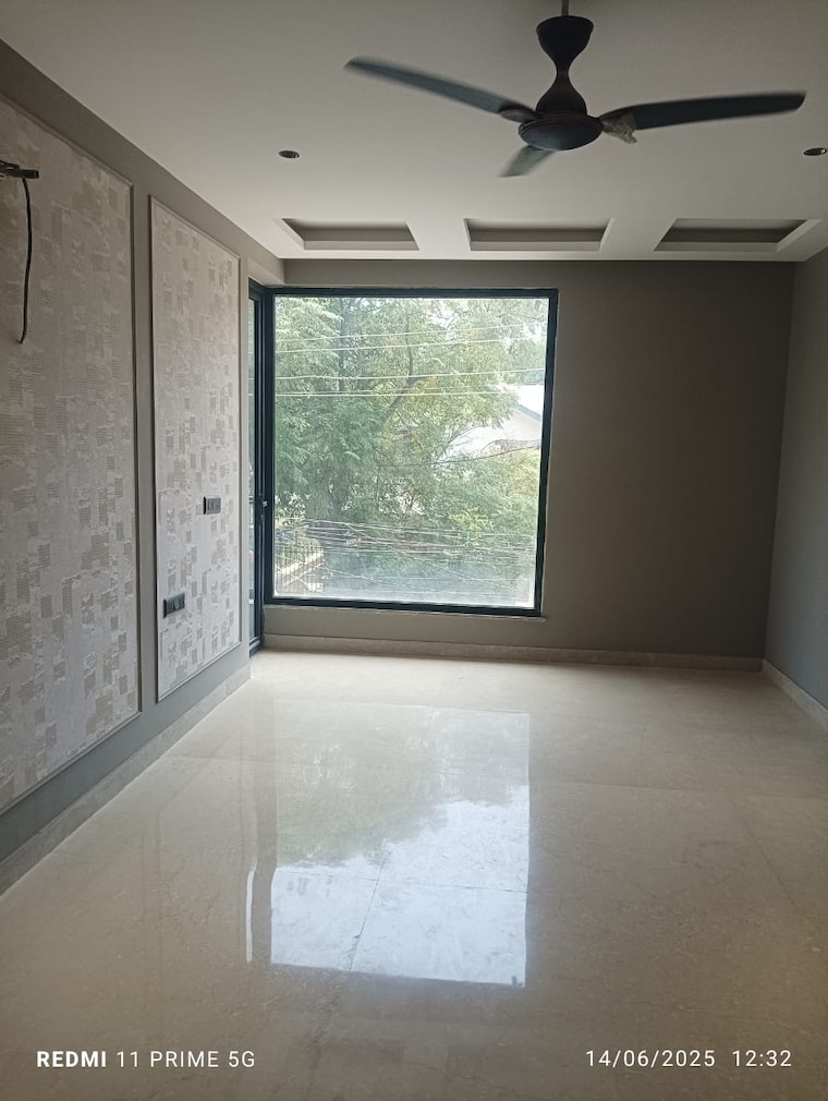 Room, emaar-marbella 5 Bedroom 360 Sq.Yd. Apartment In Sector 66 Gurgaon 8924251