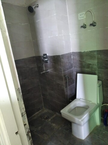 Bathroom in 3.5 BHK Apartment at Migsun Ultimo, Omicron Iii Greater Noida – for Sale
