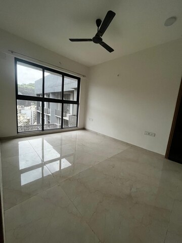 Room in 1 BHK Apartment at Godrej Urban Park, Chandivali – for Rent