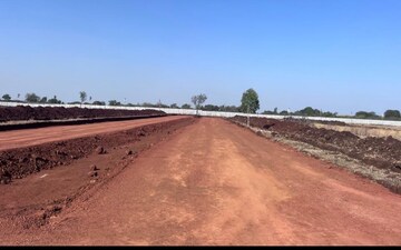 Plot For Sale in Manneguda