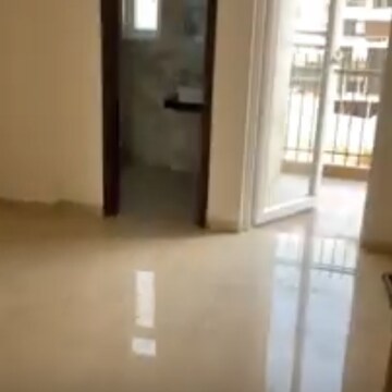 Room in 4 BHK Apartment at Ansal Height 86, Nawada Fatehpur – for Rent