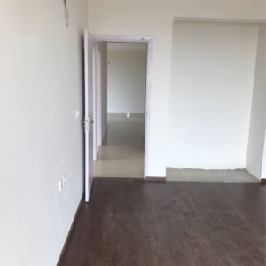 Room in 3.5 BHK Apartment at Pareena Express Heights, Sector 99 – for Sale