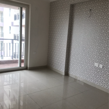 Room in 3.5 BHK Apartment at Pareena Express Heights, Sector 99 – for Sale