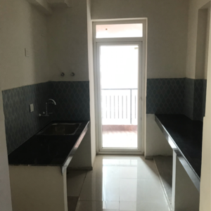 Kitchen in 3.5 BHK Apartment at Pareena Express Heights, Sector 99 – for Sale