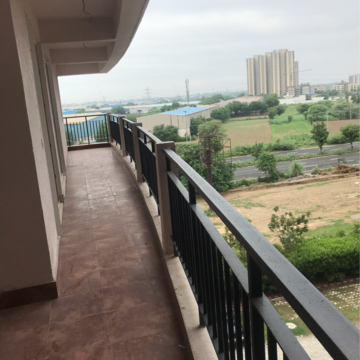 Balcony in 3.5 BHK Apartment at Pareena Express Heights, Sector 99 – for Sale