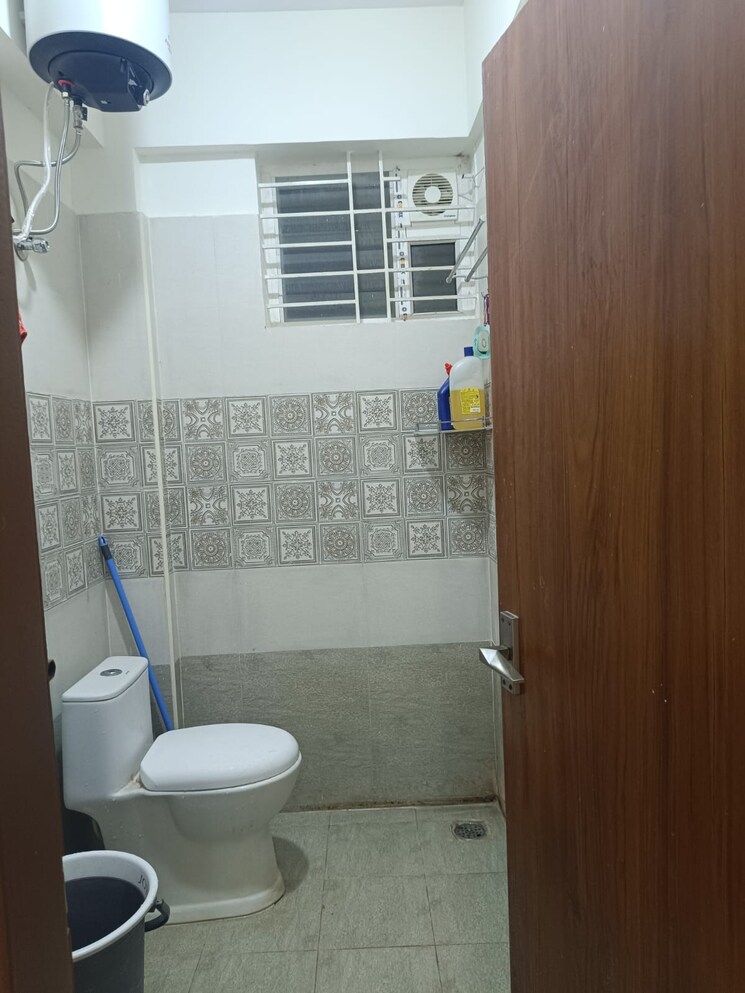 Bathroom, sv-crescent 2 Bedroom 1150 Sq.Ft. Apartment In Hulimavu Bangalore 8924344